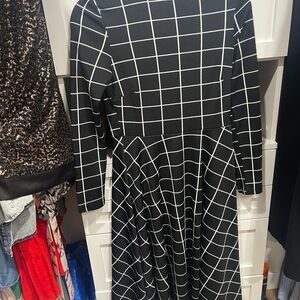 SHEIN Black and White A-Line Long Sleeve Dress